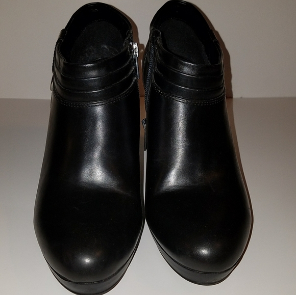 Chaps blk womens short ankle boot, size 9.5 - Picture 2 of 8